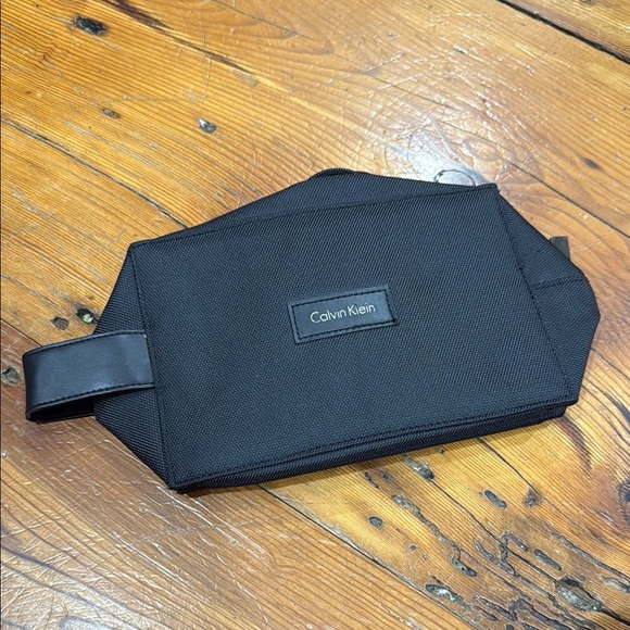 Calvin Klein Black Travel Toiletry Bag with Durable Fabric - Picture 1 of 7
